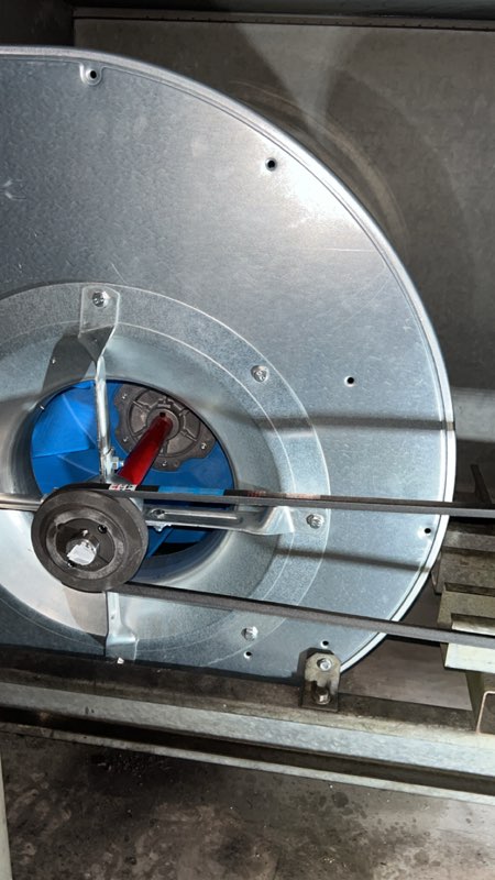 Réparation d'un caisson de ventilation pour un hôpital en région parisienne