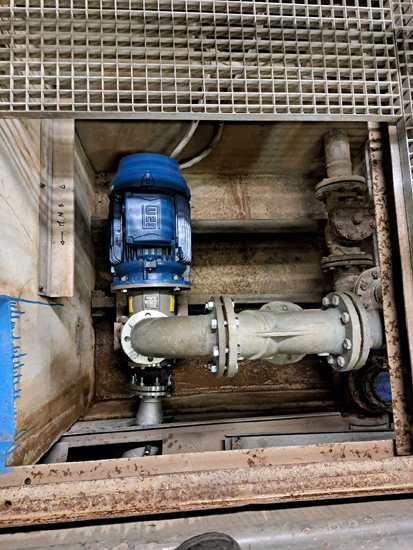 Remplacement de pompe industrielle avec adaptation de la tuyauterie