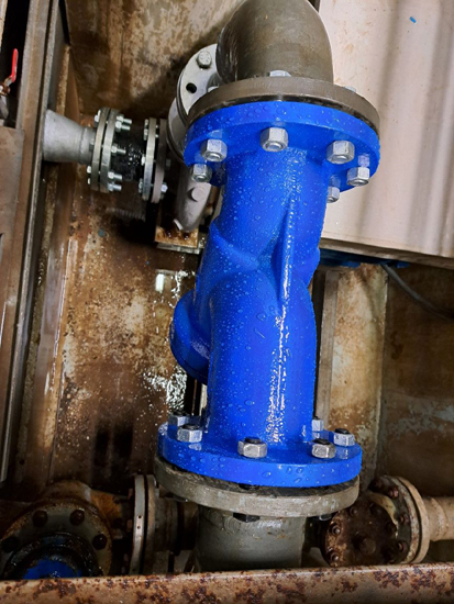 Remplacement de pompe industrielle avec adaptation de la tuyauterie