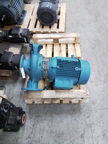 Réparation d’une pompe Calpeda NM80/16 D/C : une remise en état complète réalisée en atelier par MOTRALEC