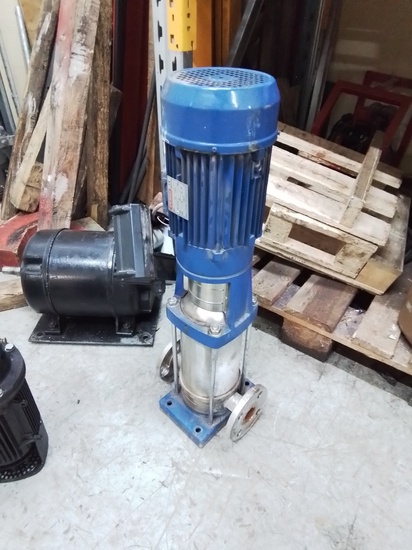 Réparation d’une pompe de surpression SPERONI dans un palace parisien : une solution durable et performante