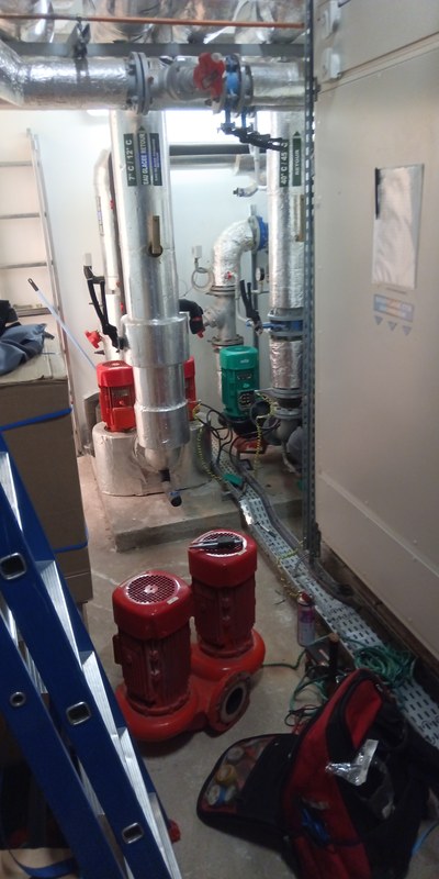 Remplacement d'une pompe par un groupe double Wilo à Paris 8e (75008) - Motralec
