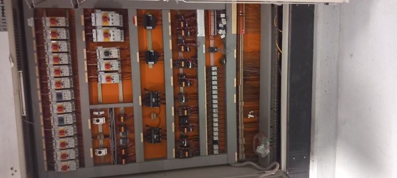 Remise en état d'un caisson de traitement d'air Comefri à Paris 12e (75012)