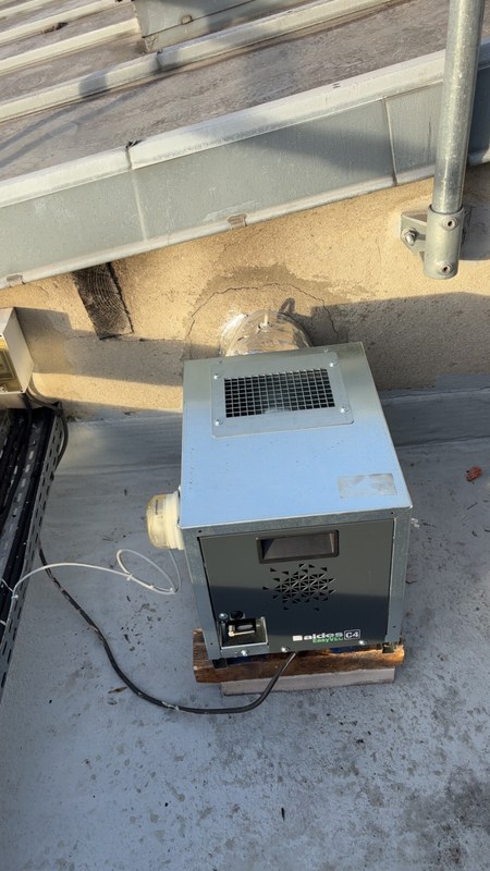 Remplacement d'un caisson extracteur de VMC Aldes EasyVEC C4 à Paris 9e (75009)