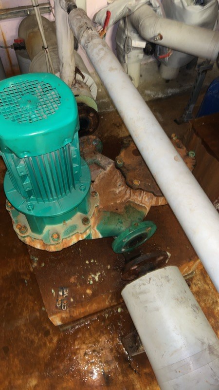 Remplacement d'une pompe Wilo DL 50/220 sur réseau de chauffage aux Mureaux (Yvelines, 78130)