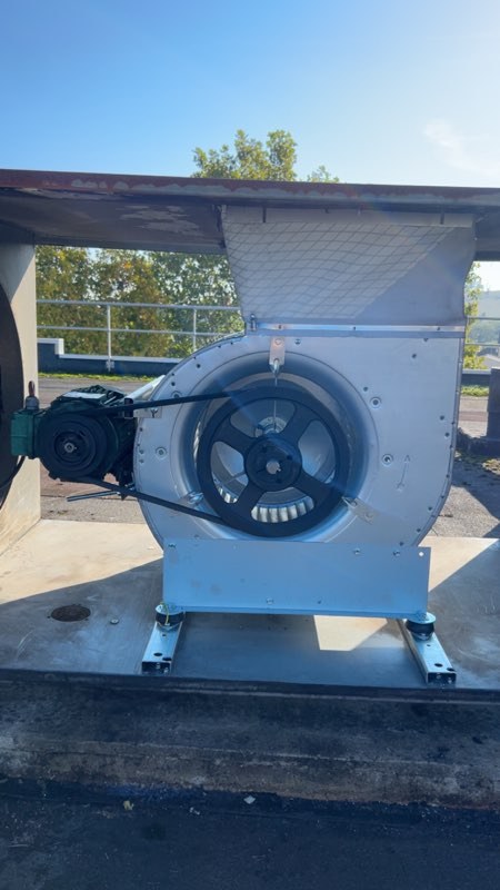 Remise en état d'un ventilateur d'extraction à Bonnières-sur-Seine (Yvelines, 78270)